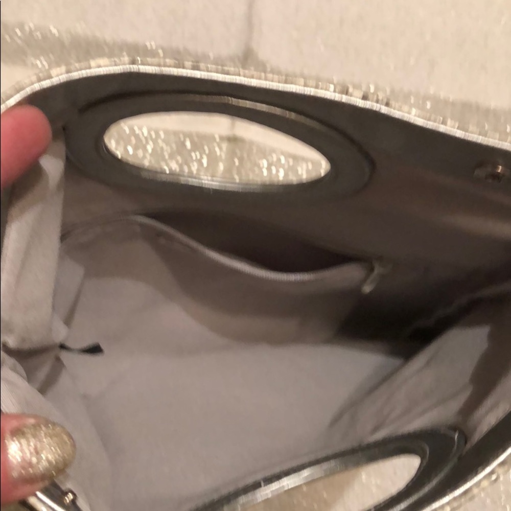 ☑️NWOT'S C RUSSE SILVER SNAKE BAG☑️ - Picture 6 of 8